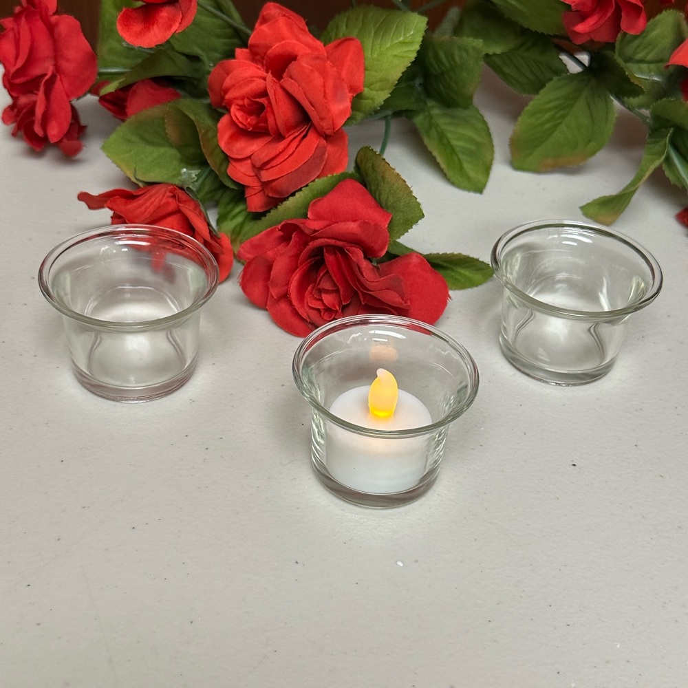 Home interiors 3 Glass standard cups votives or tealights
3 cups